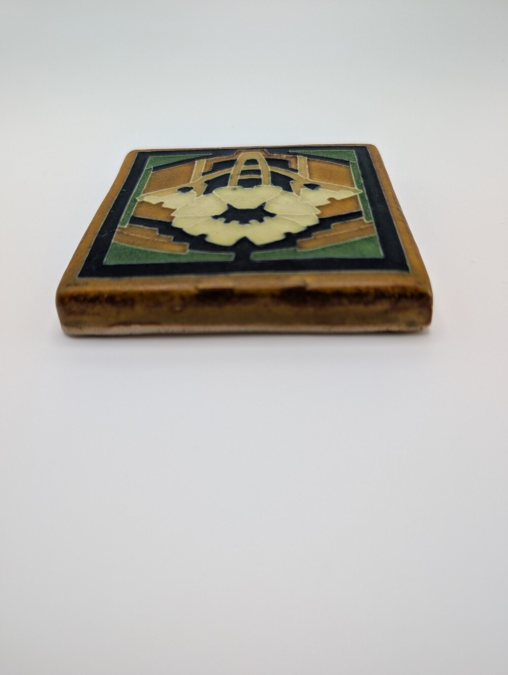 Motawi Poppy Tile 4x4 (Mid-century Modern Style) - Picture 9 of 10